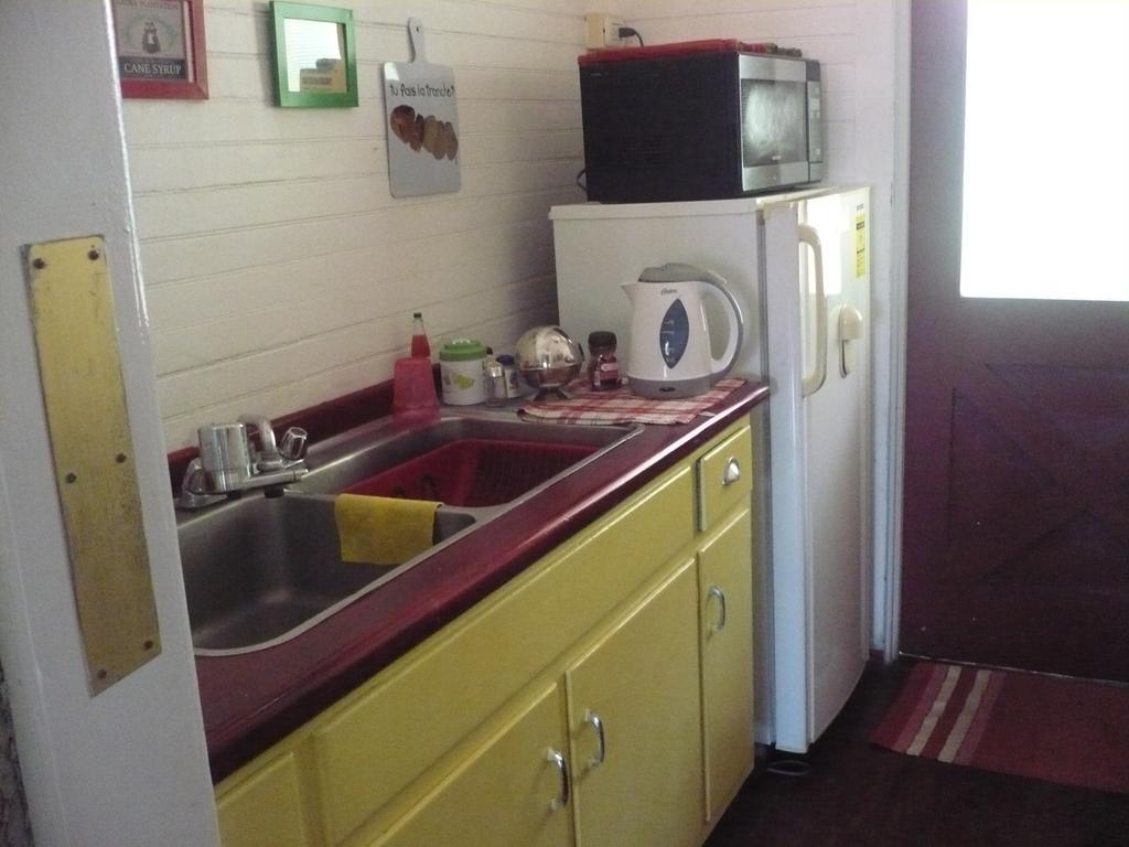 Dos Palmitos Bed And Breakfast 巴拿马城 外观 照片