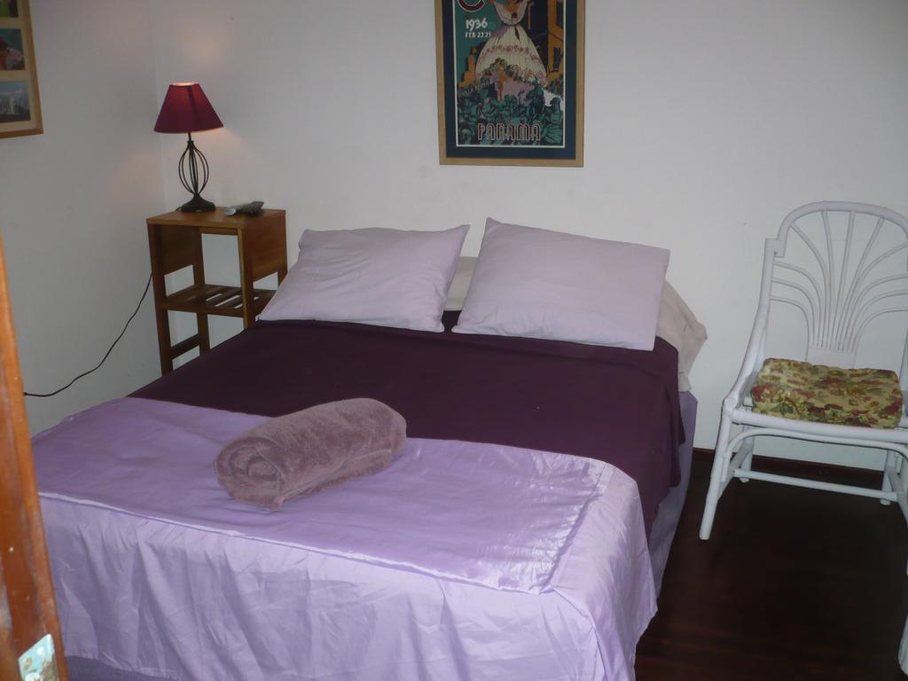 Dos Palmitos Bed And Breakfast 巴拿马城 外观 照片