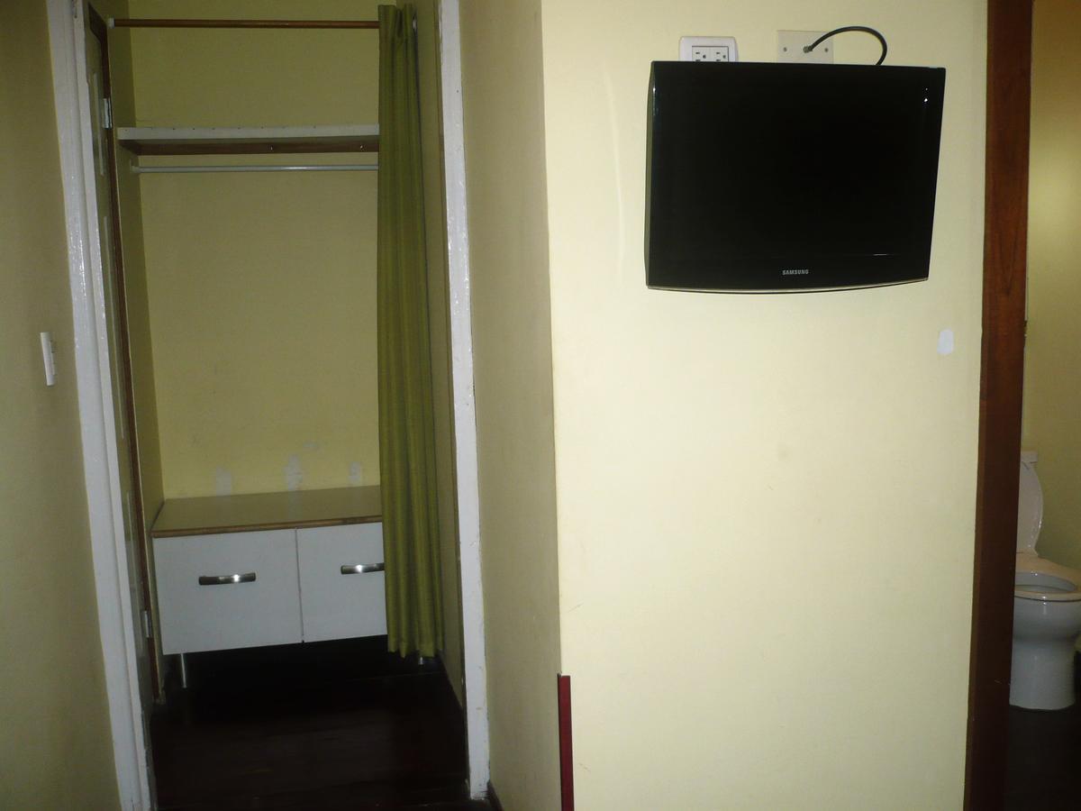 Dos Palmitos Bed And Breakfast 巴拿马城 外观 照片
