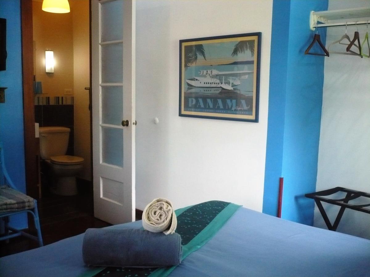 Dos Palmitos Bed And Breakfast 巴拿马城 外观 照片